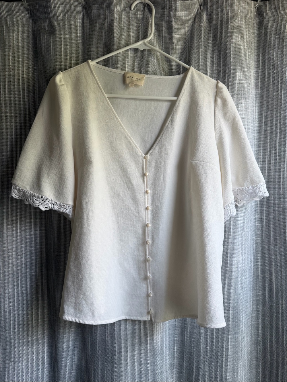 Sezane Cream V-Neck Button Front Blouse with Lace Trim